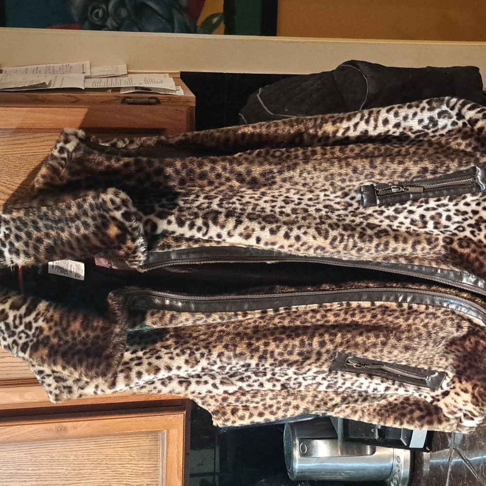 Style & Co.  - Long Leopard faux-fur  vest with collar
